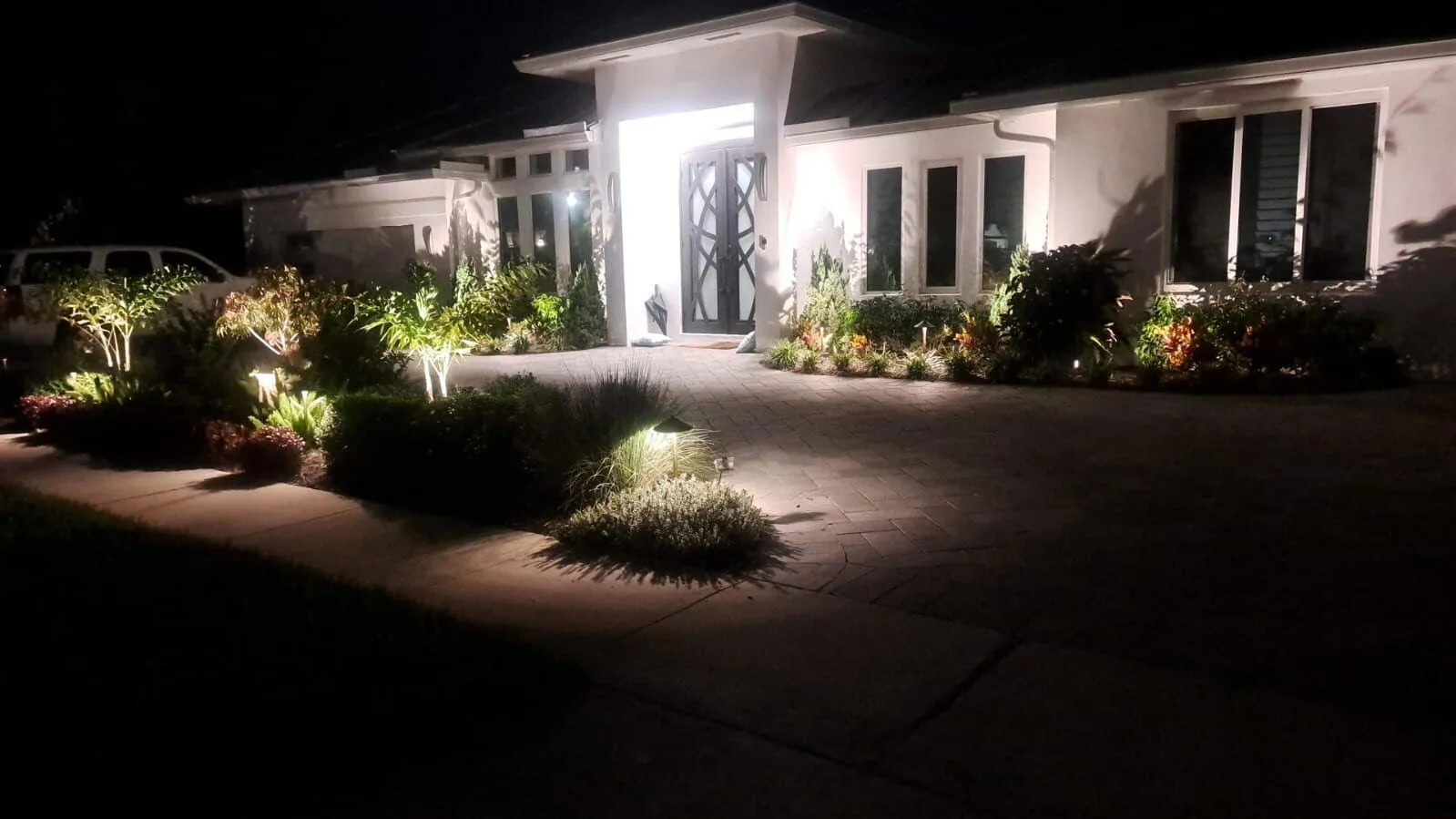 11164 boca woods night