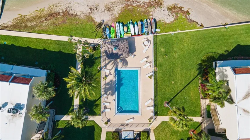 09-Pool