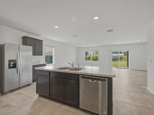 Kitchen 5