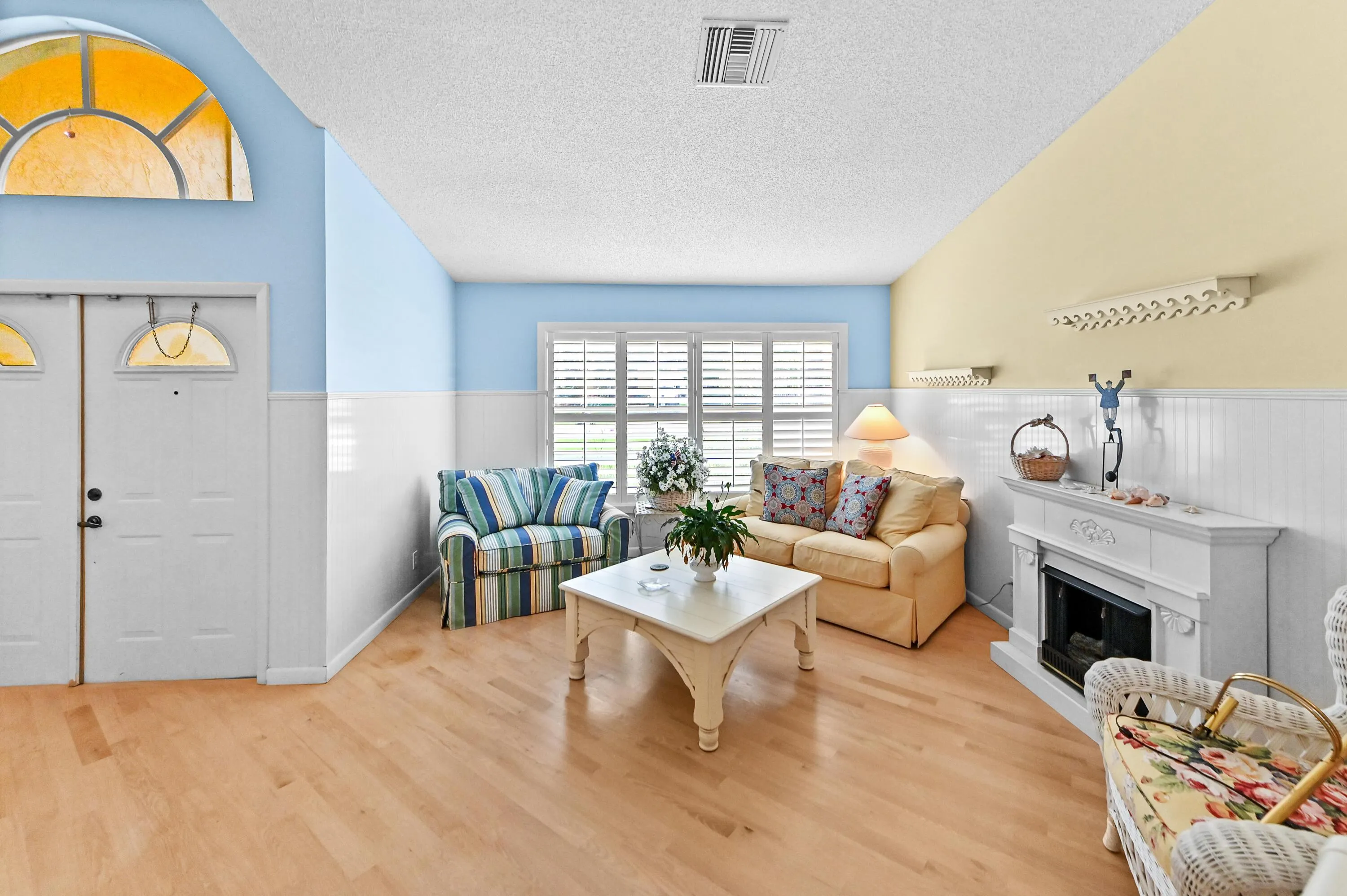 07 Living room 02