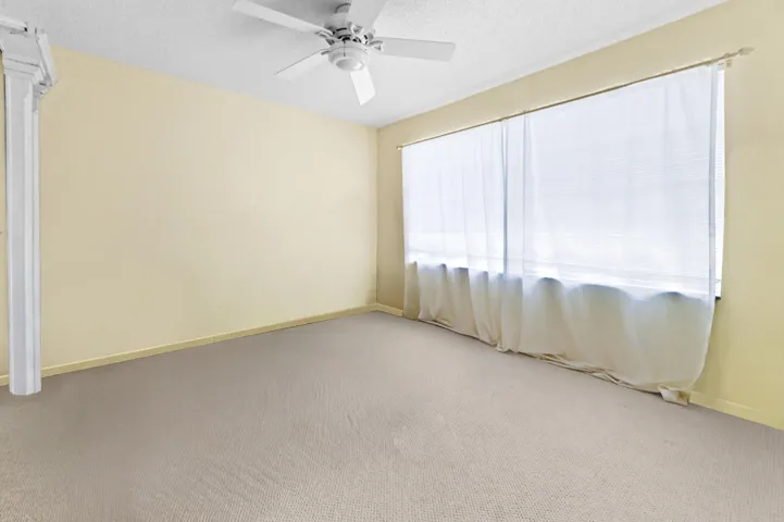 24 Bedroom 01