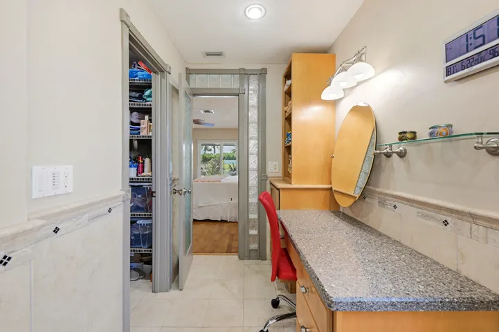 Master Bath - Vanity
