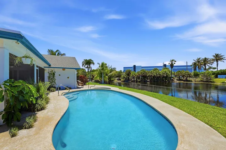 Pool and Spa: both heated. New pool pump 2025.