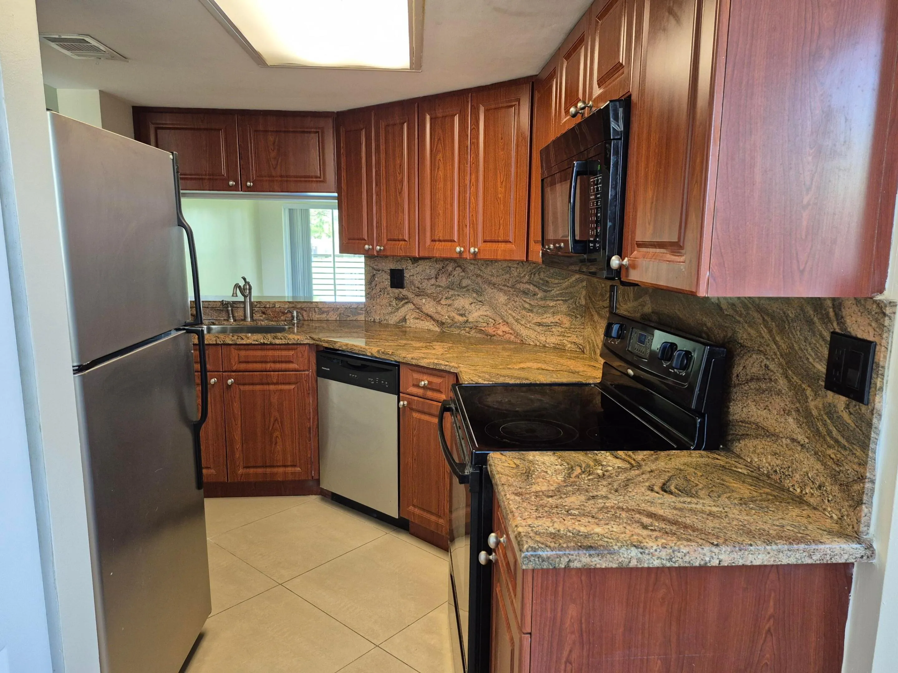 Breezes Kitchen 2