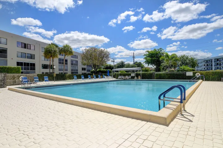 Community pool