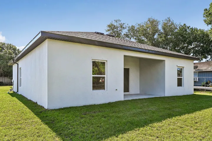 Photo is not of actual dwelling/property