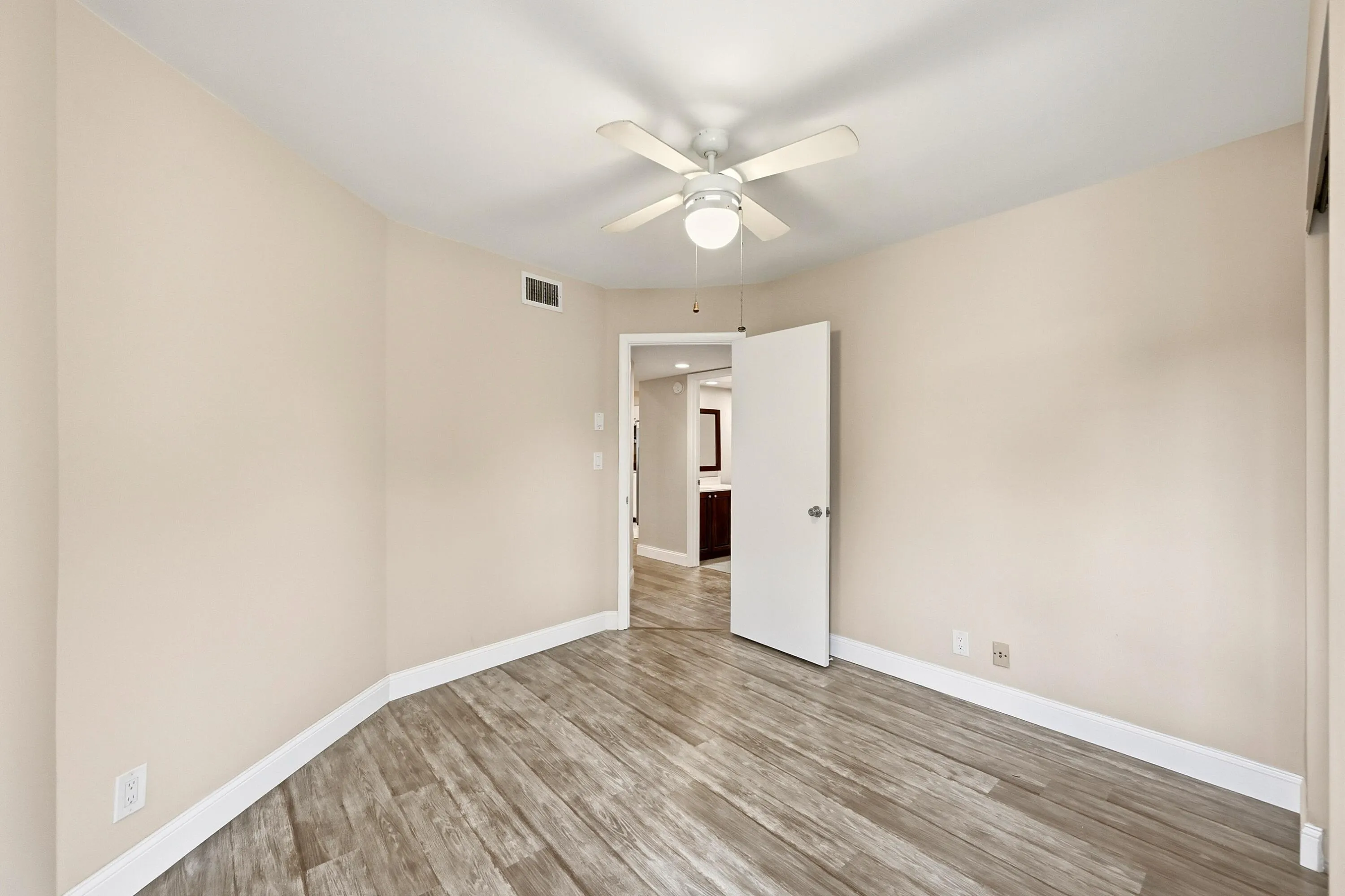 24_Third Bedroom