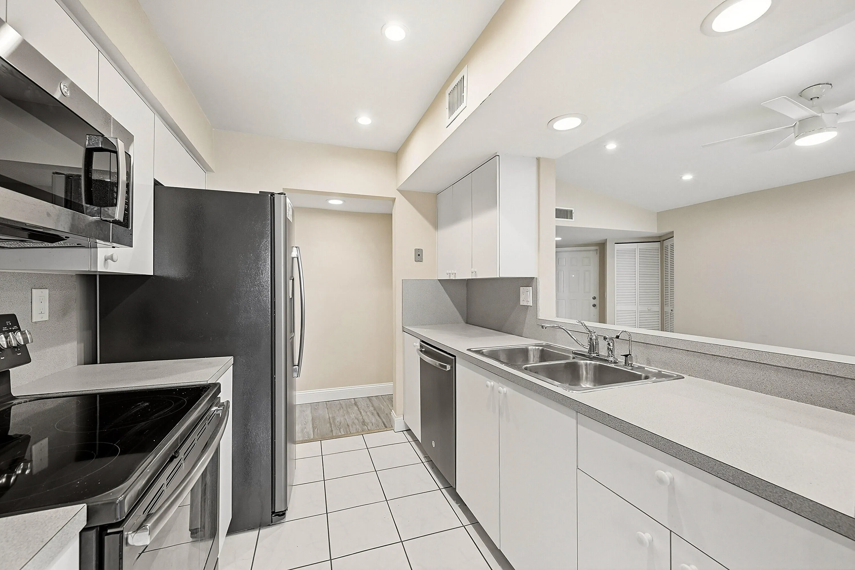 10_Kitchen