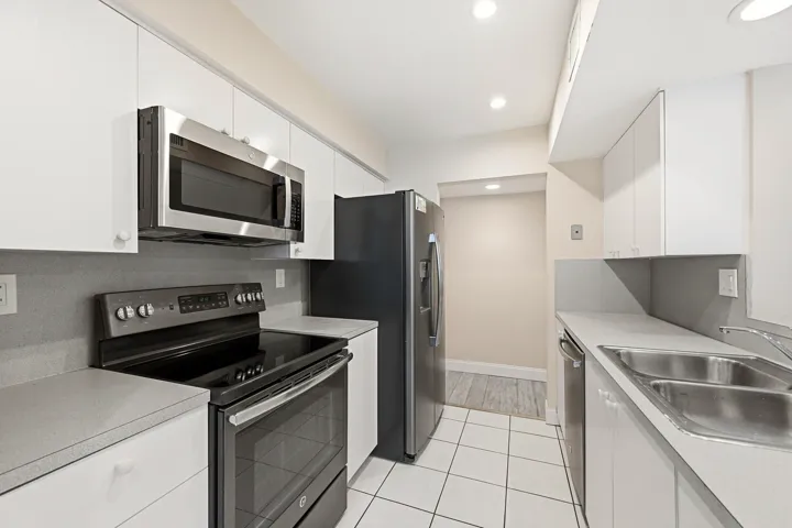 09_Kitchen