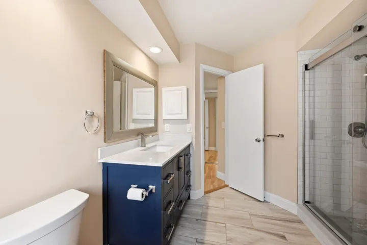 18_Primary Bathroom