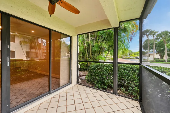 28_Screen Porch