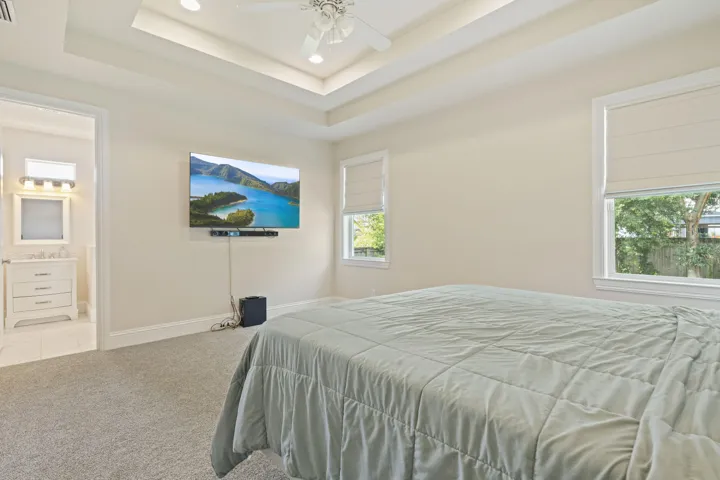 1006 SW 34th Terrace