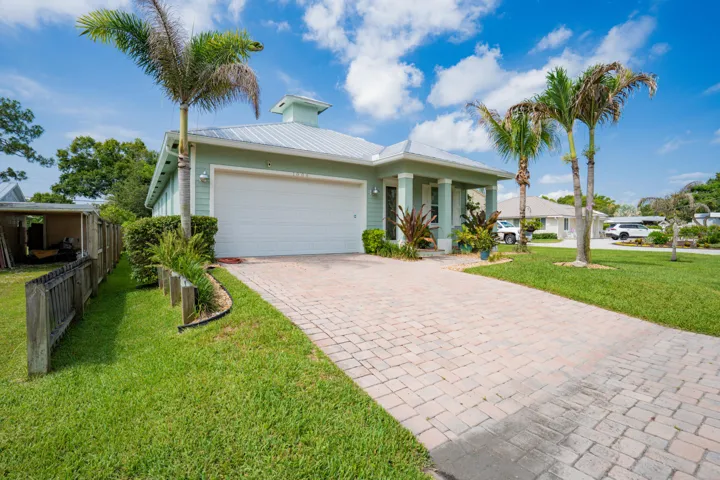 1006 SW 34th Terrace