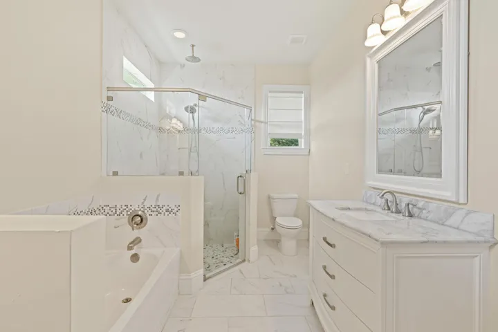 1006 SW 34th Terrace