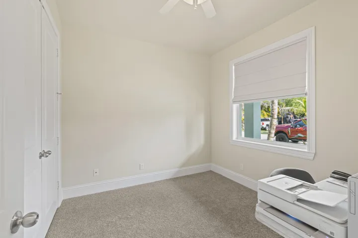 1006 SW 34th Terrace