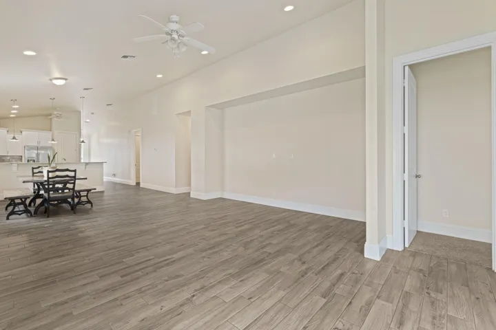 1006 SW 34th Terrace