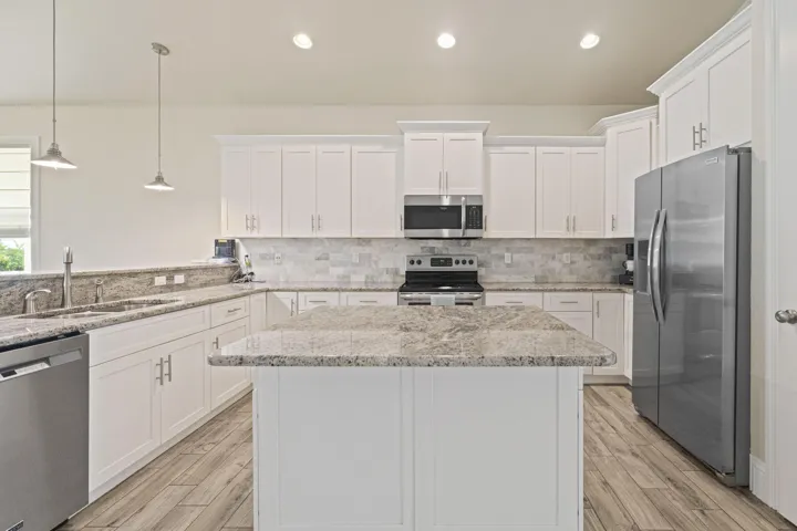 1006 SW 34th Terrace