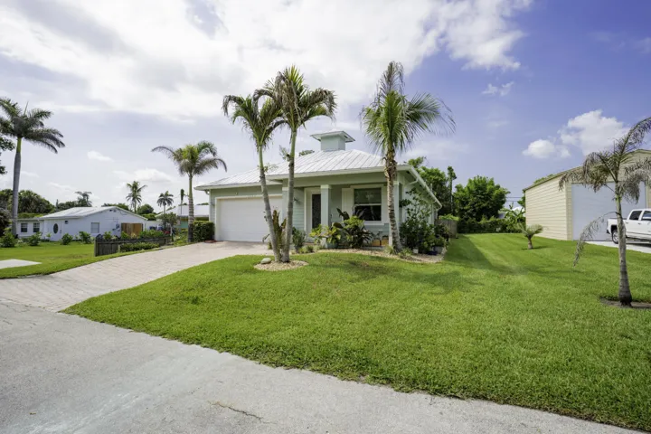 1006 SW 34th Terrace