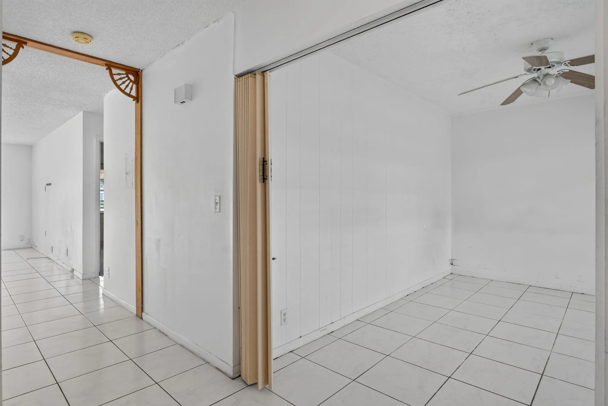 Front Bedroom/Hallway