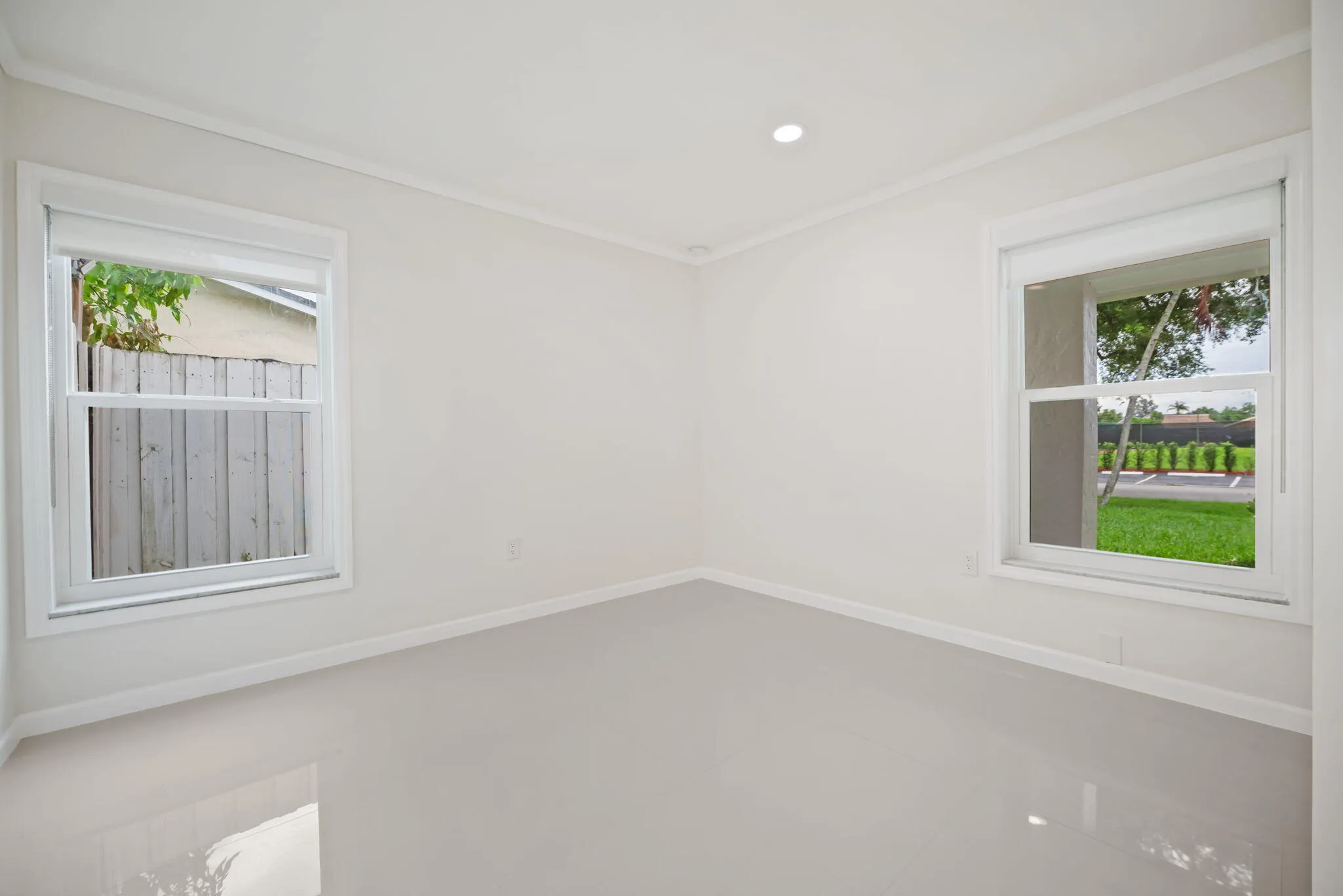 17-web-or-mls-561-sw-168th-terrace