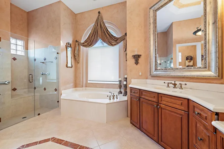 7440 Monte Verde Ln-2