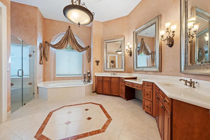 7440 Monte Verde Ln-3