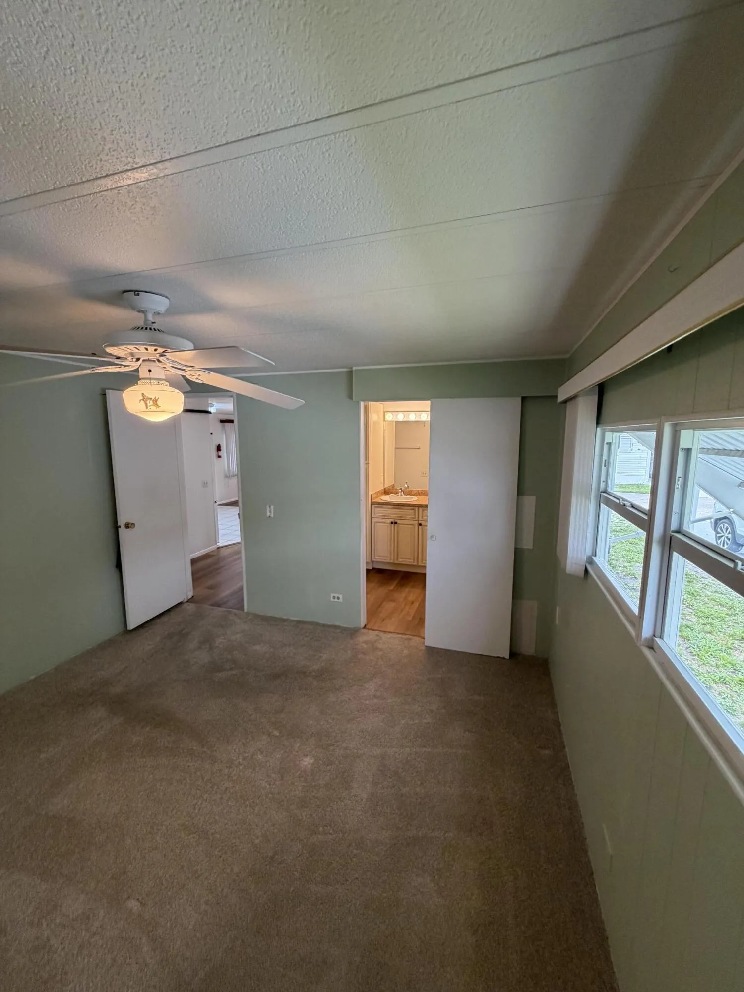 Property photo 43