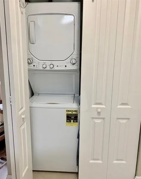 marina oaks 413 laundry 6-25-26