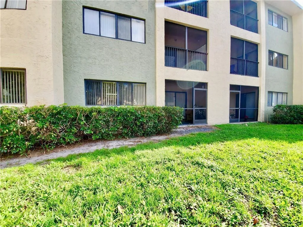 marina oaks 413 back view 6-25-26