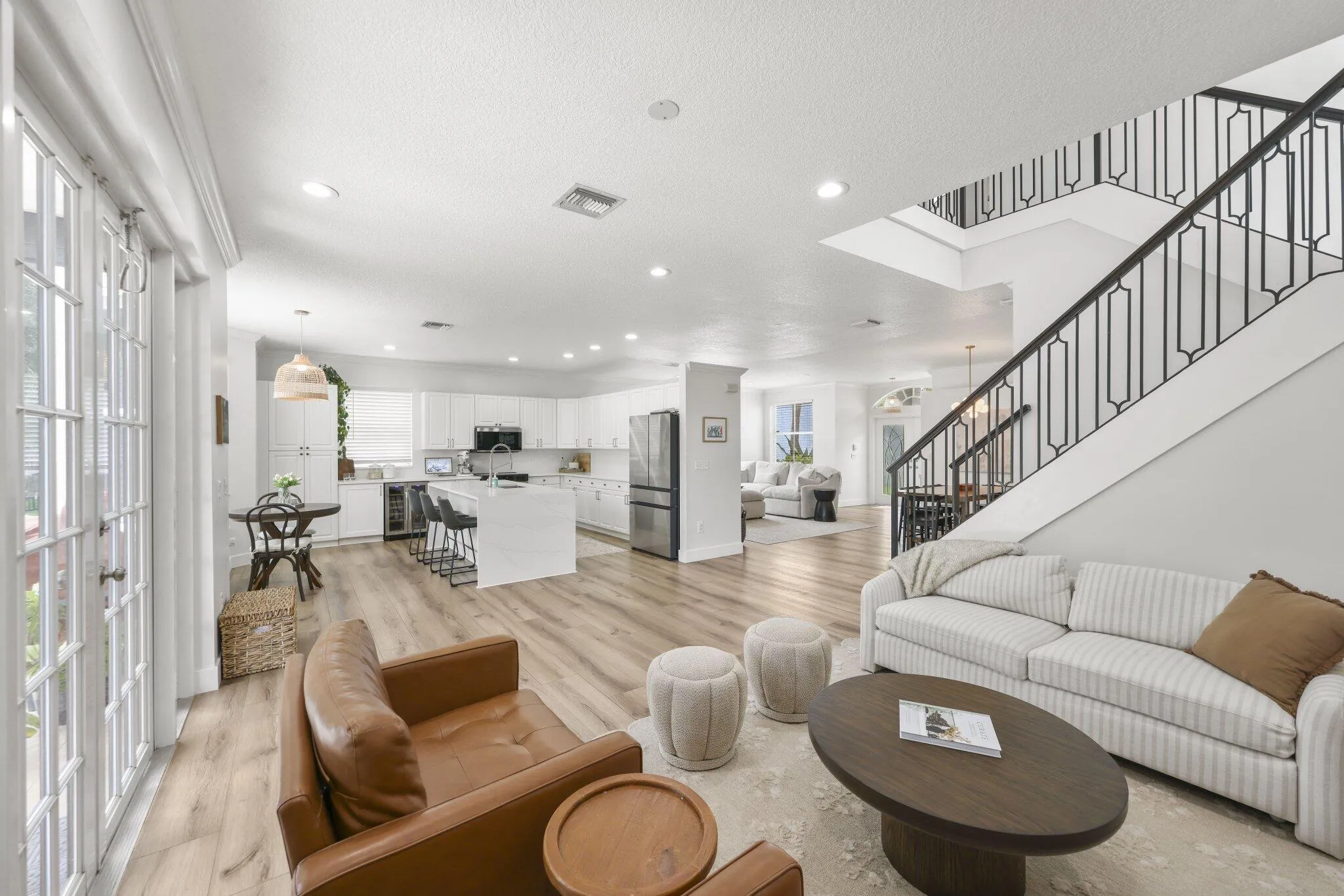 7518 Oak Grove Circle - 17.jpg-SMALL