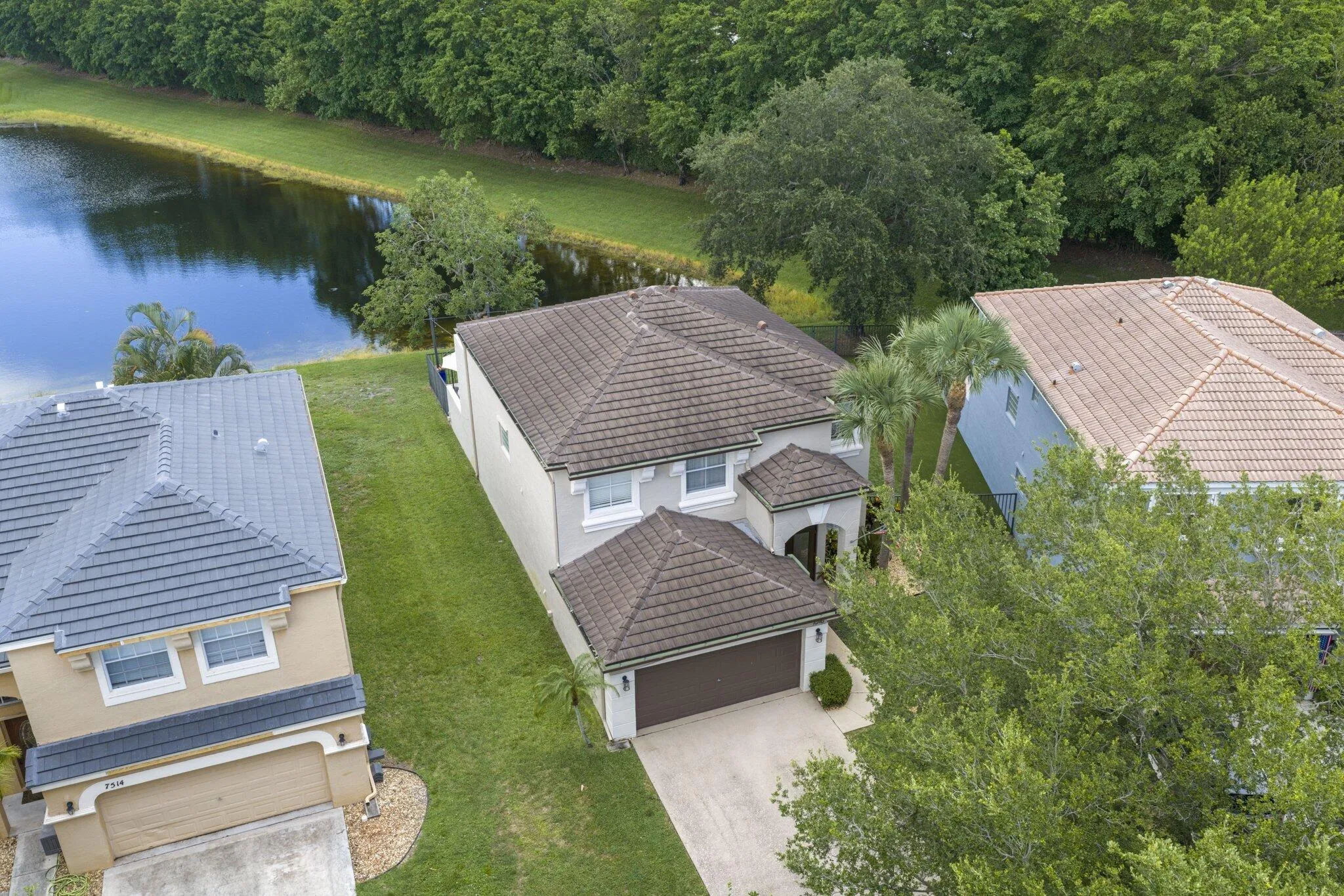 7518 Oak Grove Circle - 81.jpg-SMALL