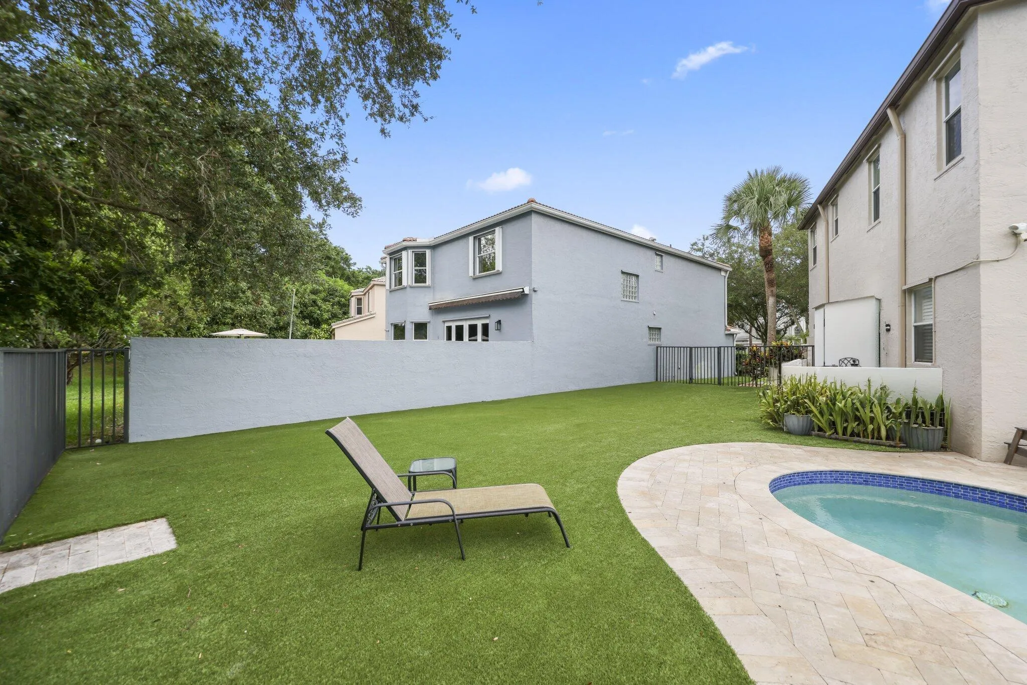 7518 Oak Grove Circle - 32.jpg-SMALL