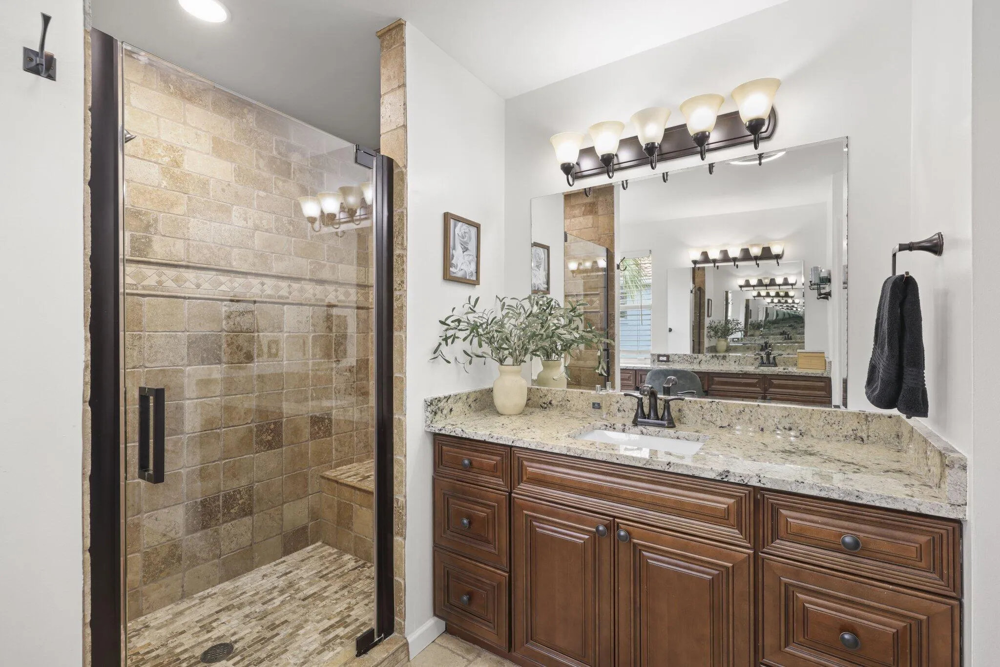 7518 Oak Grove Circle - 60.jpg-SMALL