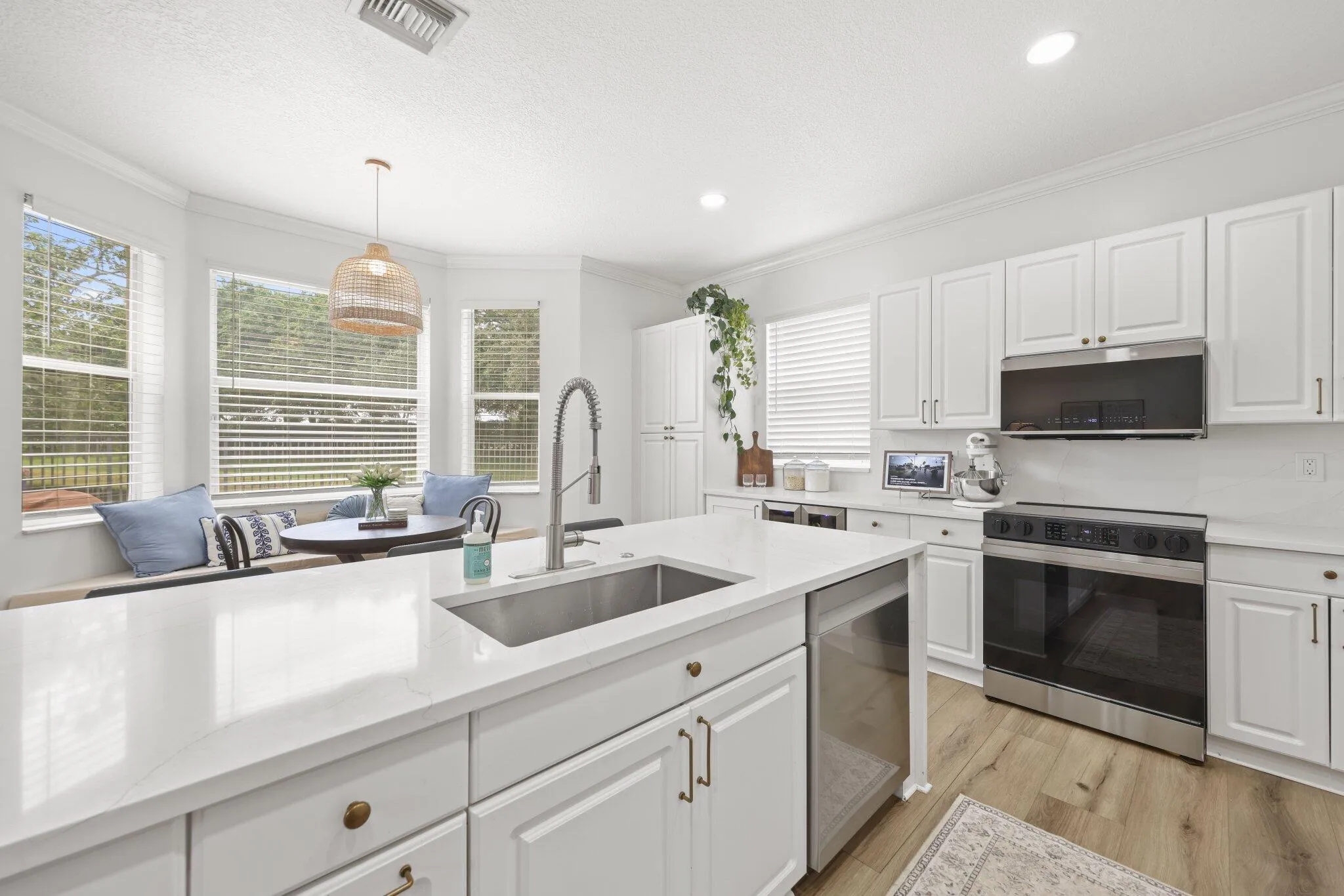 7518 Oak Grove Circle - 22.jpg-SMALL