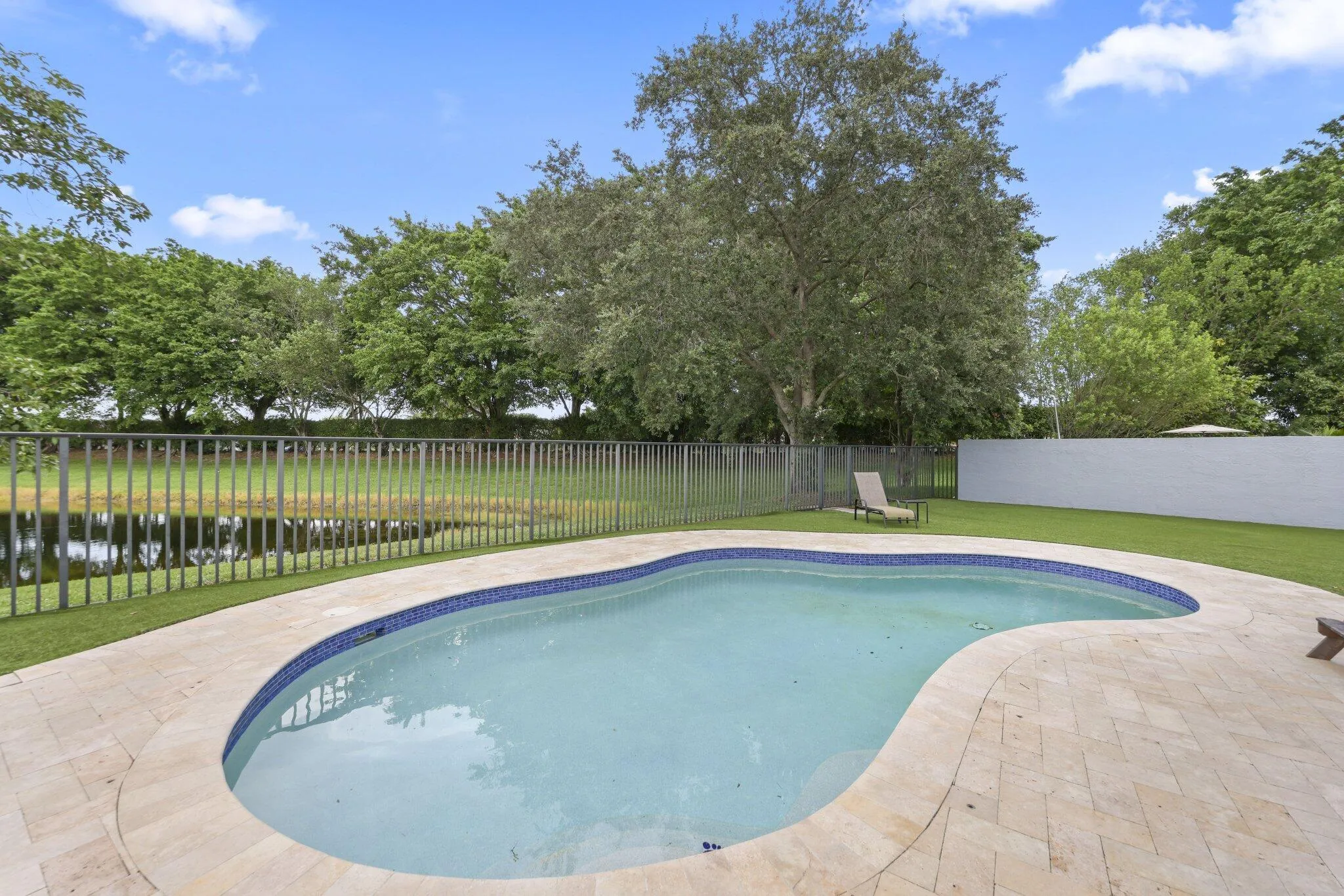 7518 Oak Grove Circle - 36.jpg-SMALL