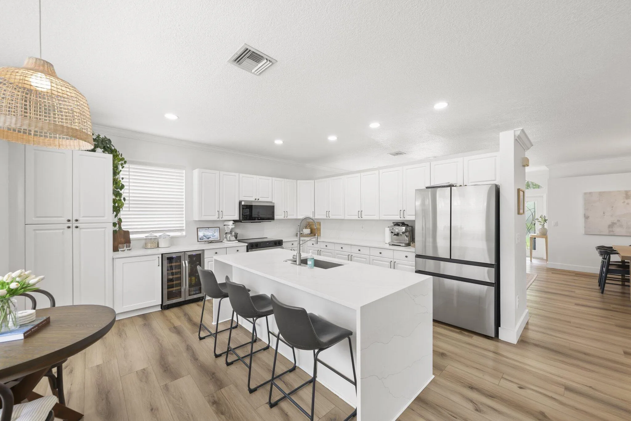 7518 Oak Grove Circle - 14.jpg-SMALL