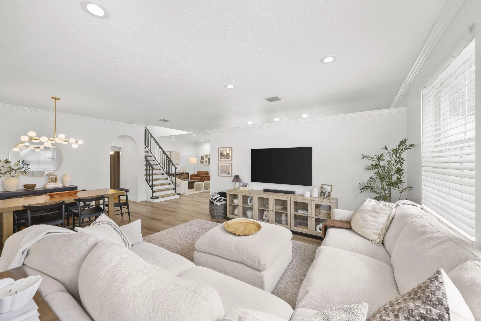 7518 Oak Grove Circle - 7.jpg-SMALL