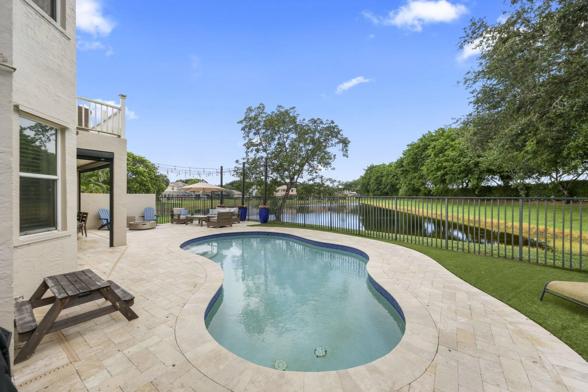7518 Oak Grove Circle - 34.jpg-SMALL