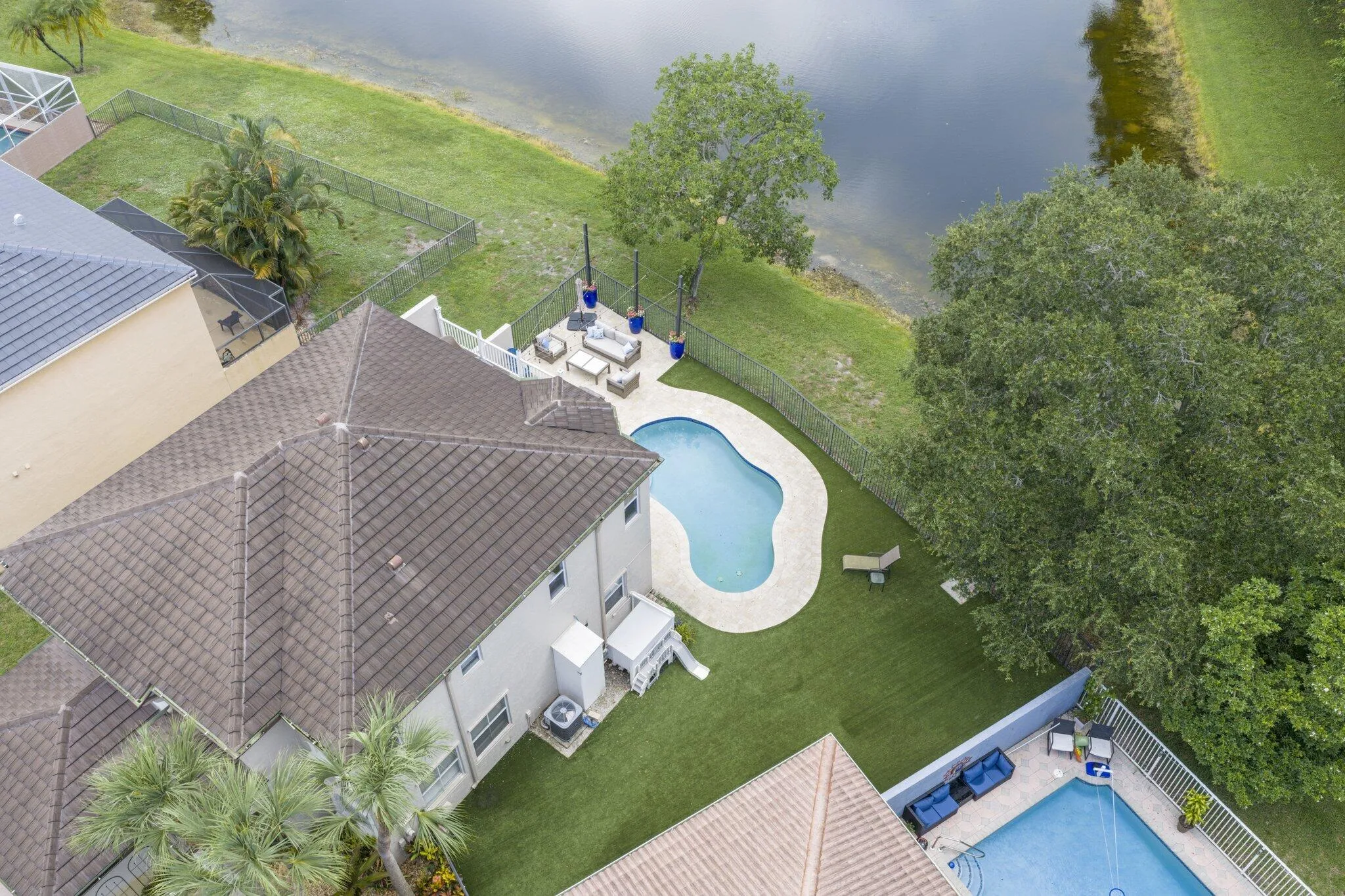 7518 Oak Grove Circle - 71.jpg-SMALL
