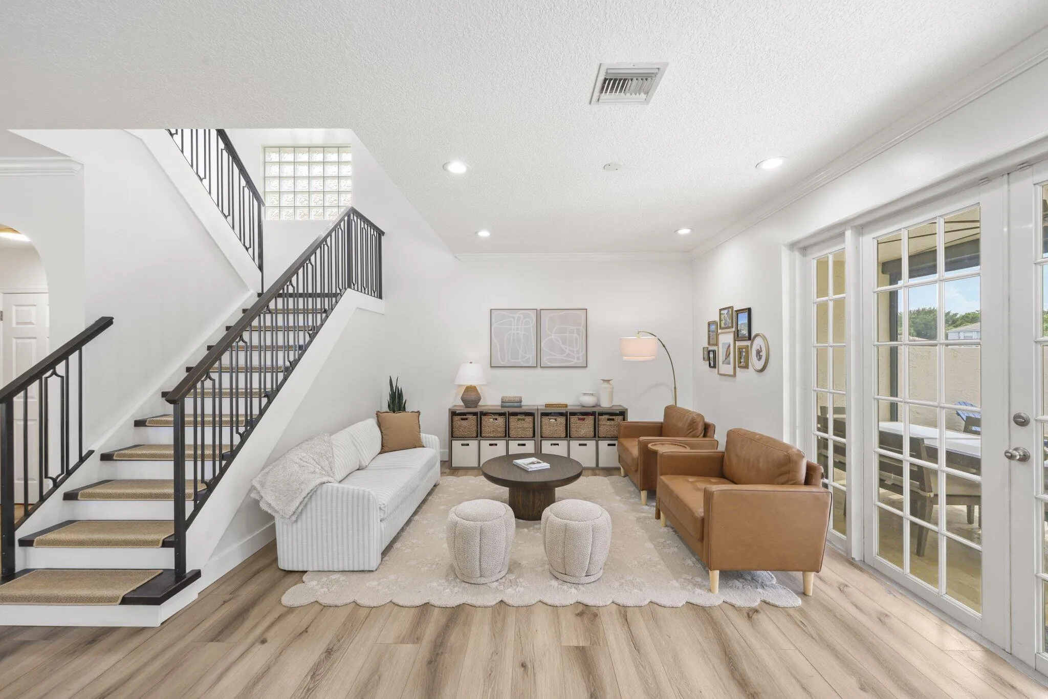 7518 Oak Grove Circle - 15.jpg-SMALL
