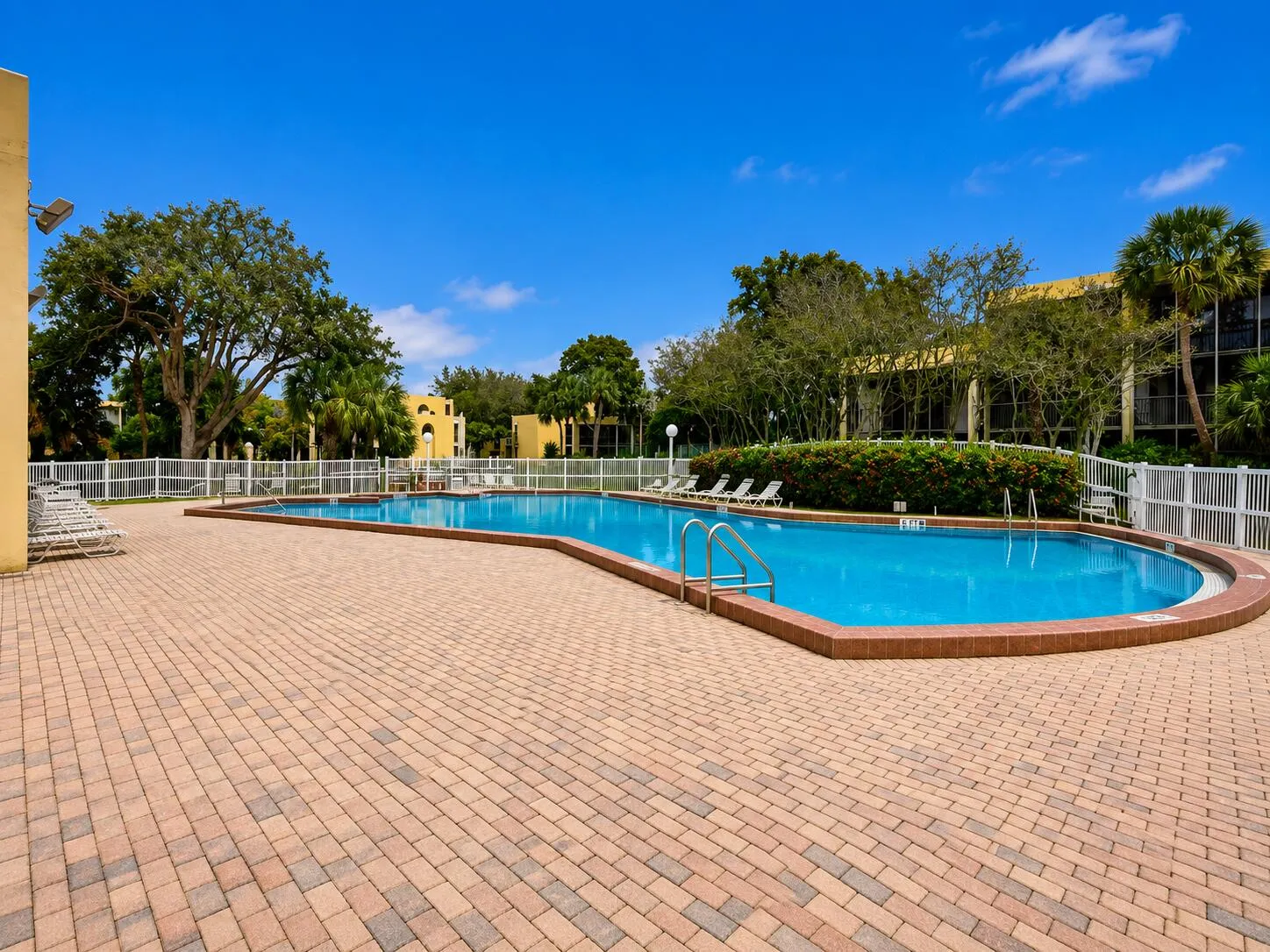Property photo 44