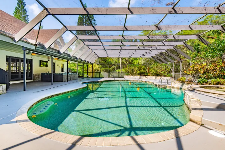 Resort Style Pool