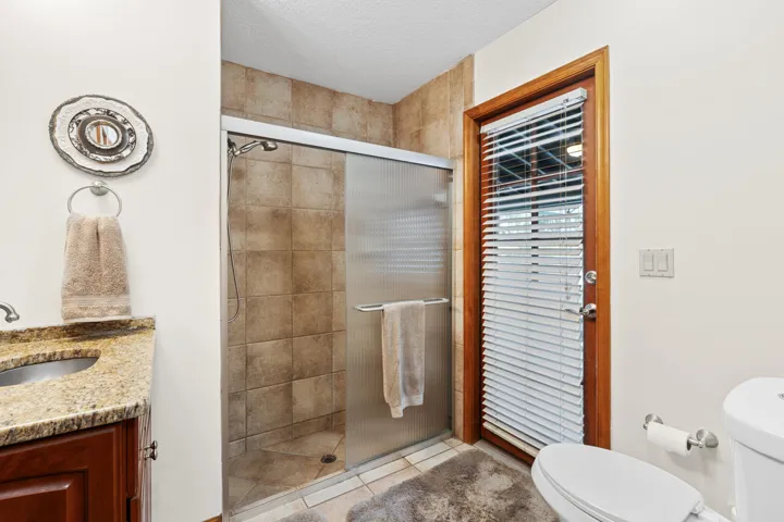 First Floor Cabana Bath