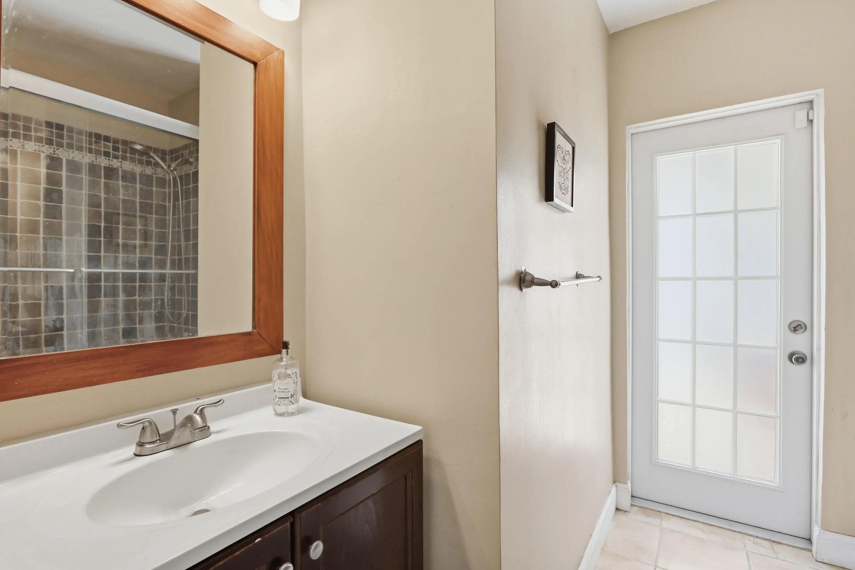 2nd Bathroom