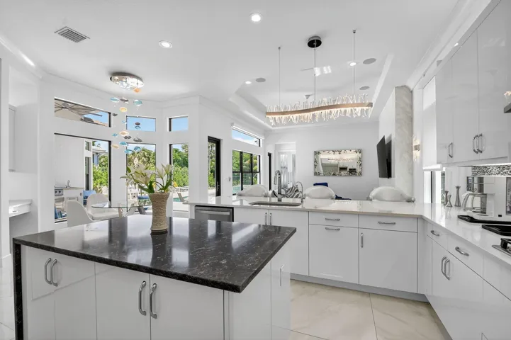 Kitchen Family Room