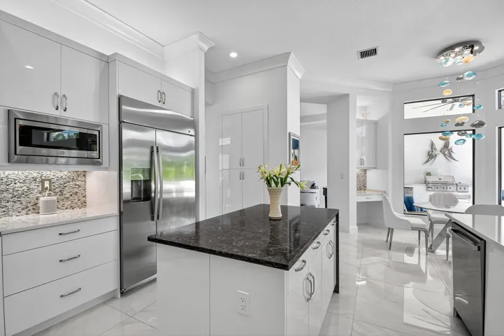 Kitchen Pantry