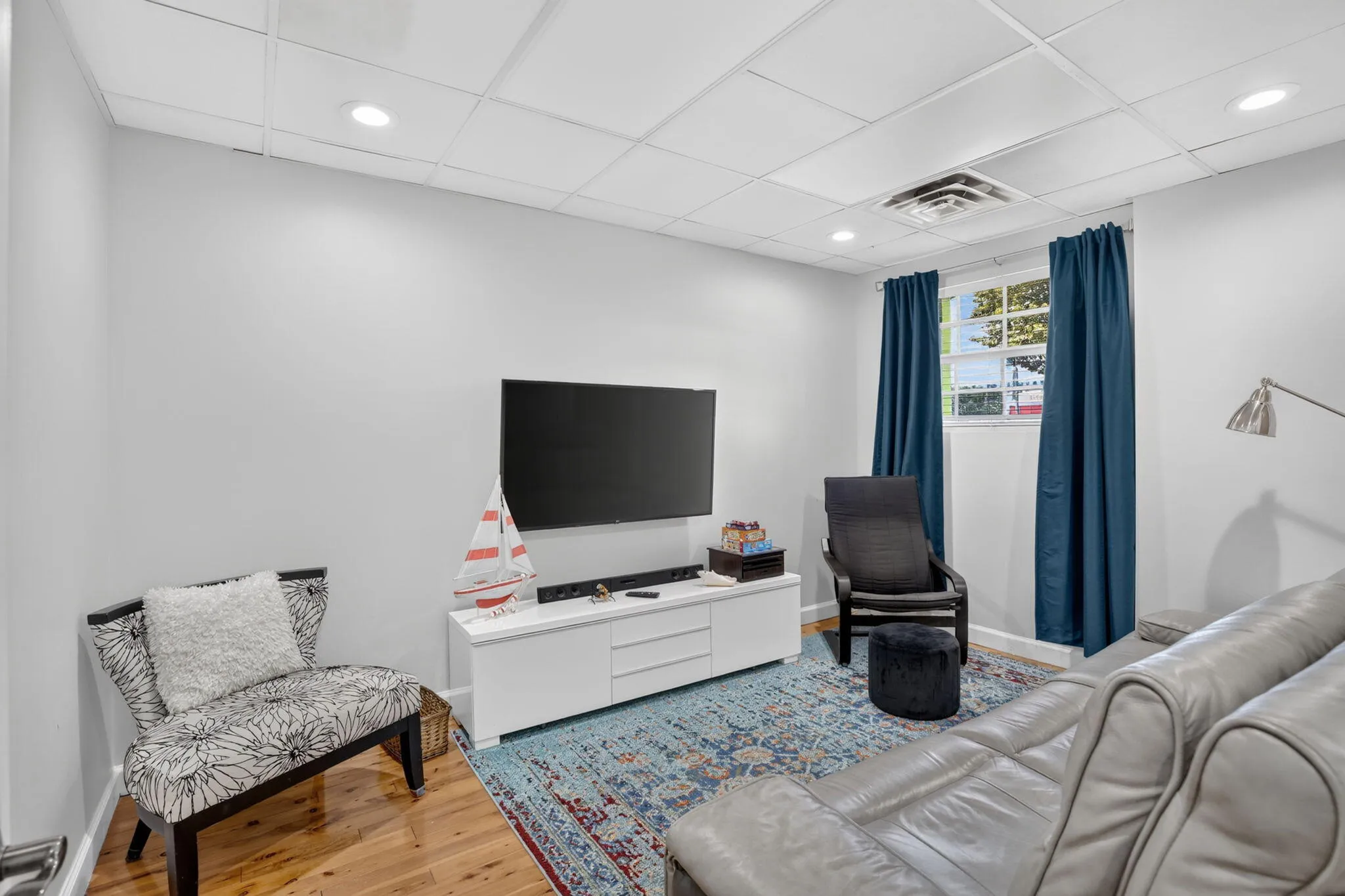 Airbnb family Room