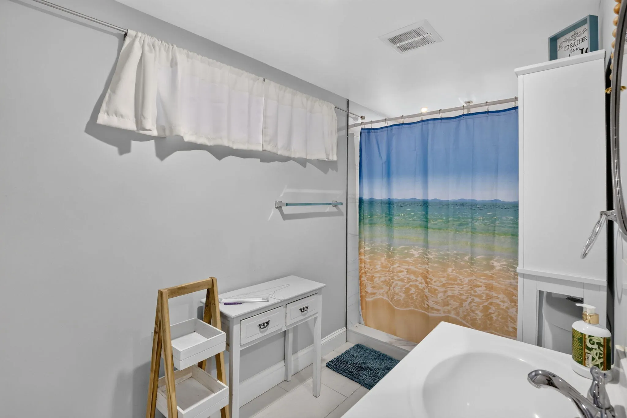 Airbnb Bathroom