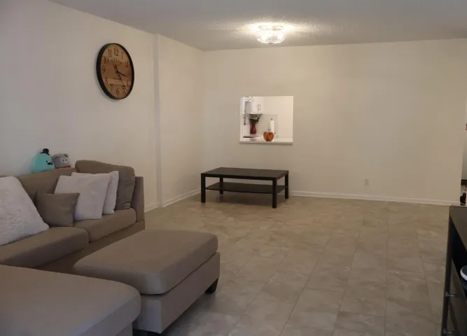 Living/Dining Room