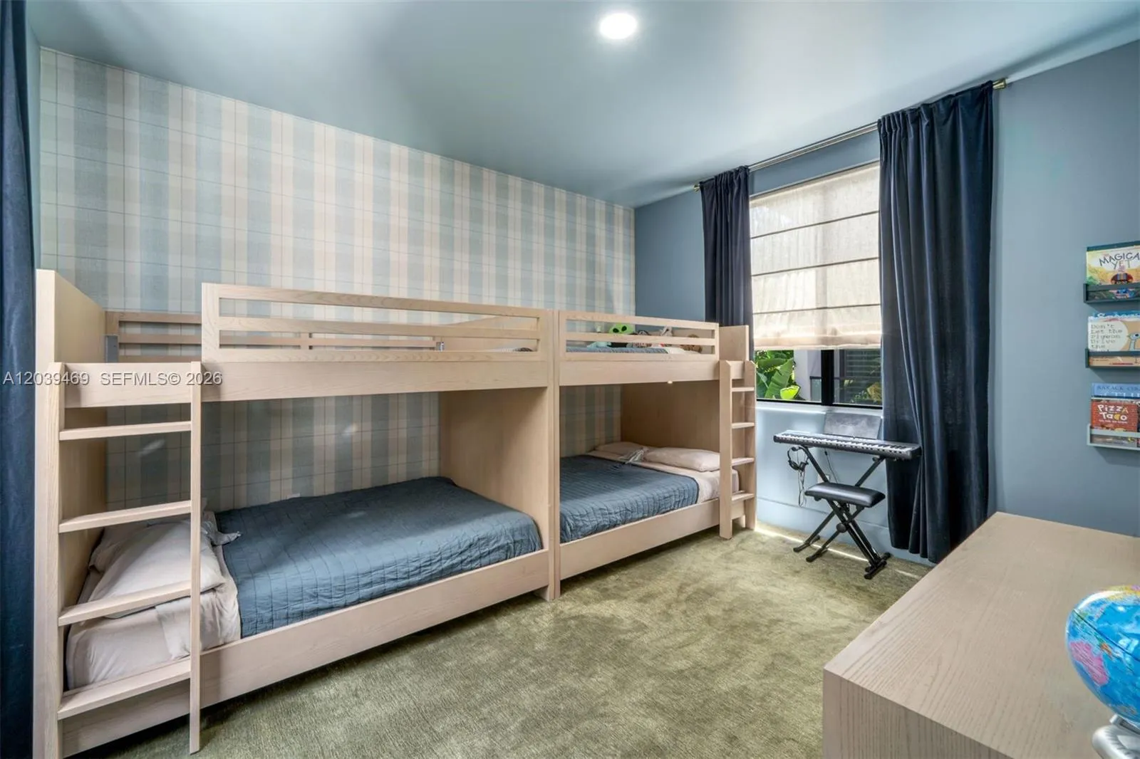 Property photo 28